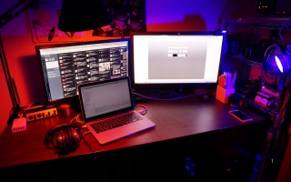 好みの空間を演出できる？1600万色以上の色が出せるライト、Philipsのhueを試してみた